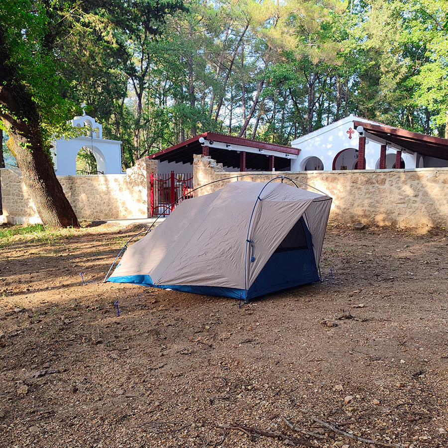 Lake_Ziros_Hiking_Wild_Camping_Filipiada_08
