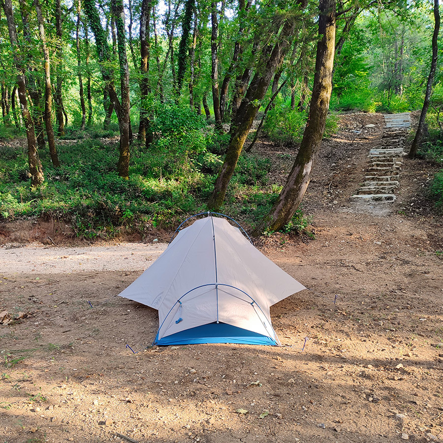 Lake_Ziros_Hiking_Wild_Camping_Filipiada_09