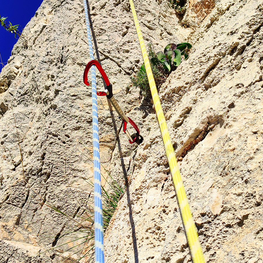 La_Vita_e_Bella_Arma_Parnitha_Attica_23