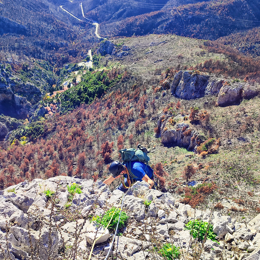 La_Vita_e_Bella_Arma_Parnitha_Attica_37