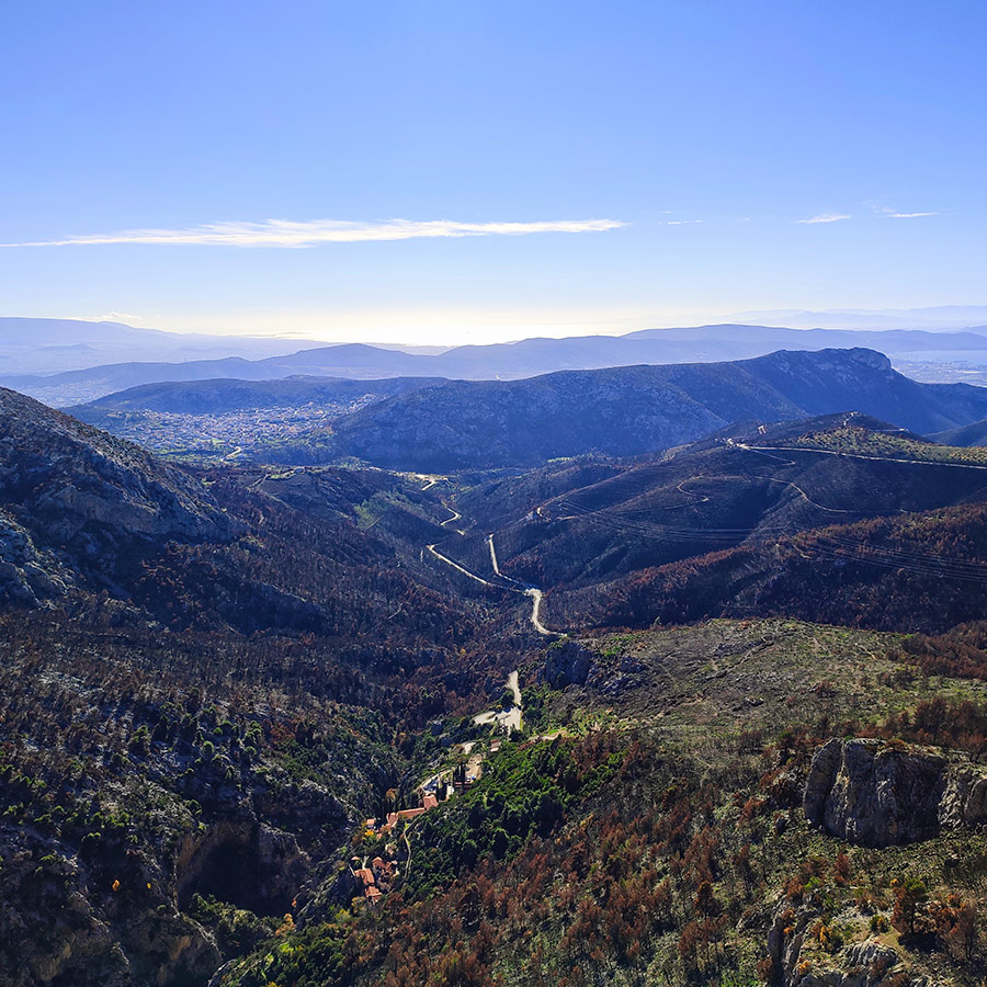 La_Vita_e_Bella_Arma_Parnitha_Attica_41