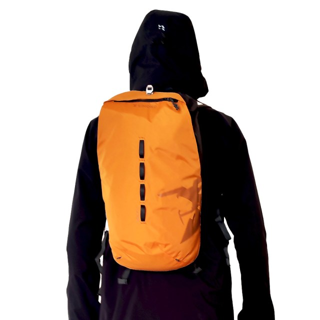 Simond Cliff Simond Rock 20 Climbing Backpack Review – Olympus Mountaineering