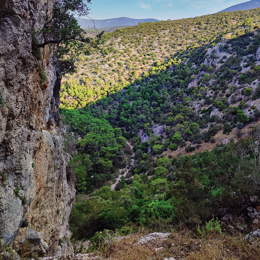 Electra Trad Climbing Multipitch Pleiades Crag Katafyki Ermioni