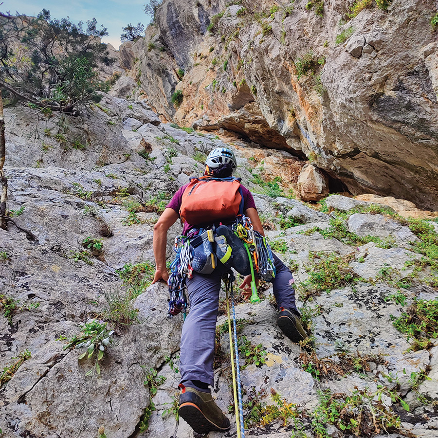 Electra Trad Climbing Multipitch Pleiades Crag Katafyki Ermioni