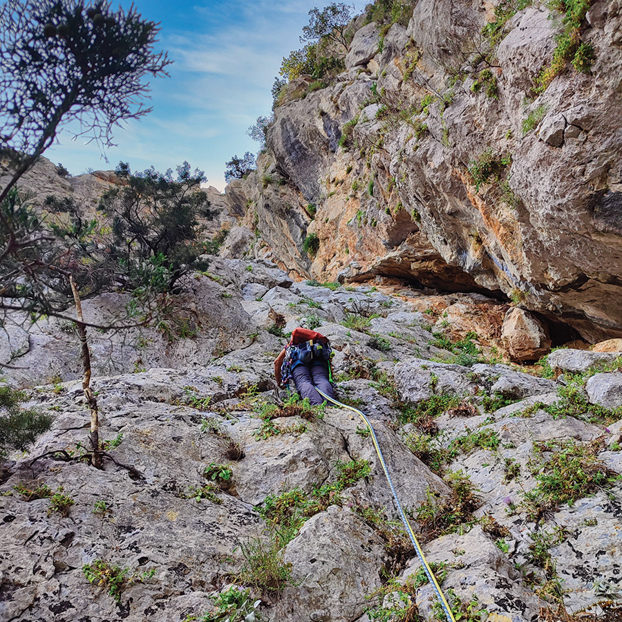 Electra Trad Climbing Multipitch Pleiades Crag Katafyki Ermioni