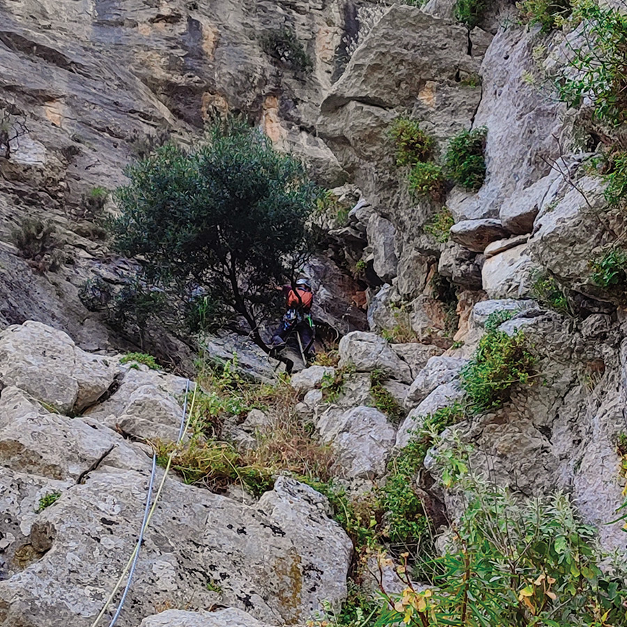 Electra Trad Climbing Multipitch Pleiades Crag Katafyki Ermioni